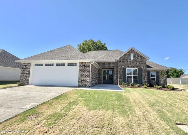 Property at 1026 Southern Hills Dr, Milan, TN 38358, 4 beds, 2 baths