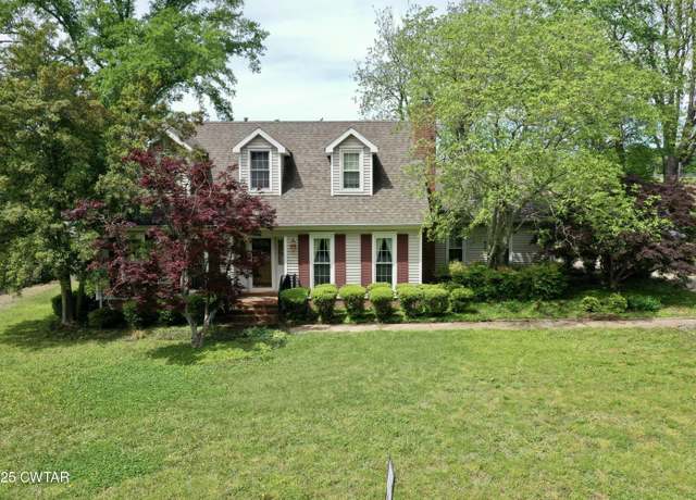 Property at 241 Fairfield Dr, Dyersburg, TN 38024, 4 beds, 3.5 baths