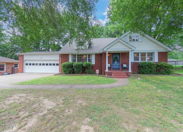 Property at 45 Ridgeview Dr, Jackson, TN 38301, 4 beds, 2 baths
