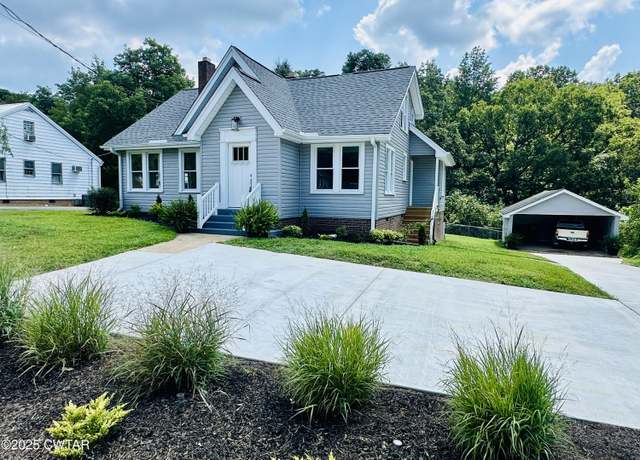 Property at 242 Broad St N, Lexington, TN 38351, 3 beds, 2 baths