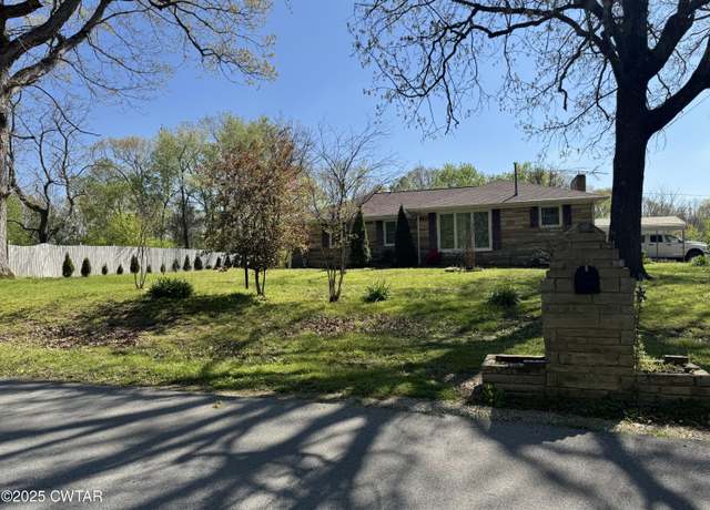 Property at 917 Columbia Ave, Centerville, TN 37033, 3 beds, 1 bath