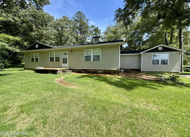 Property at 2925 Tn-100, Henderson, TN 38340, 4 beds, 2.5 baths