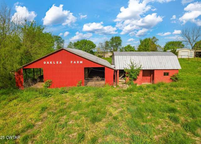 Property at 1902 S College St, Trenton, TN 38382, 3 beds, 2 baths