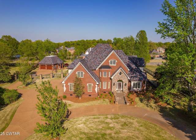Property at 74 Elmhurst Dr, Jackson, TN 38305, 5 beds, 4.5 baths