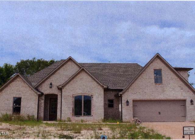 Property at 130 Calumet Cv, Medina, TN 38355, 4 beds, 2 baths