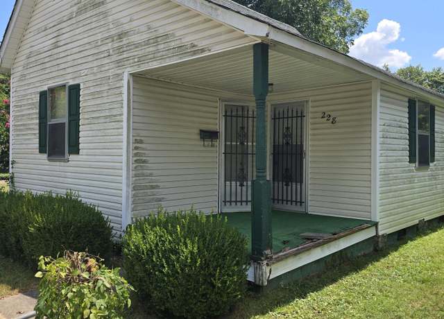 Property at 224 Eden St, Jackson, TN 38301, 2 beds, 1 bath