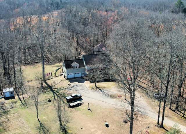 Property at 50 Braund Rd, Henderson, TN 38340, 7 beds, 5 baths