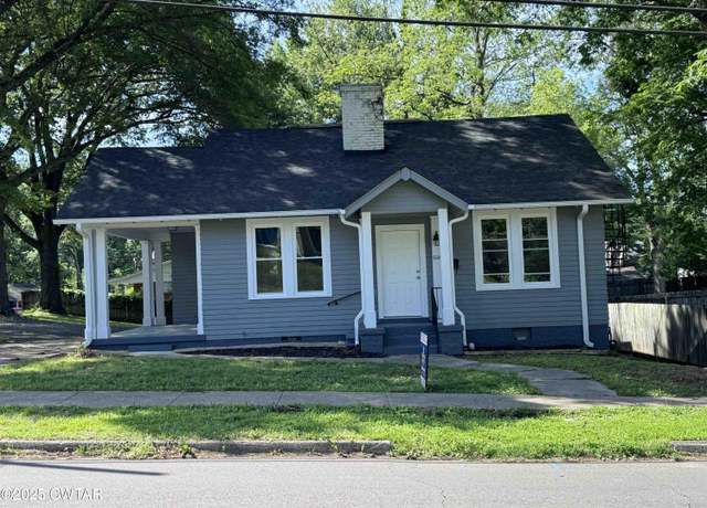 Property at 603 Phillips St, Dyersburg, TN 38024, 3 beds, 3 baths