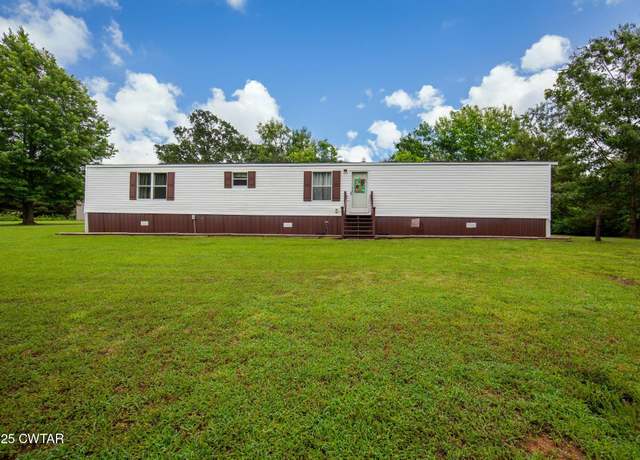Property at 955 Leo Weaver Rd, Finger, TN 38334, 3 beds, 2 baths