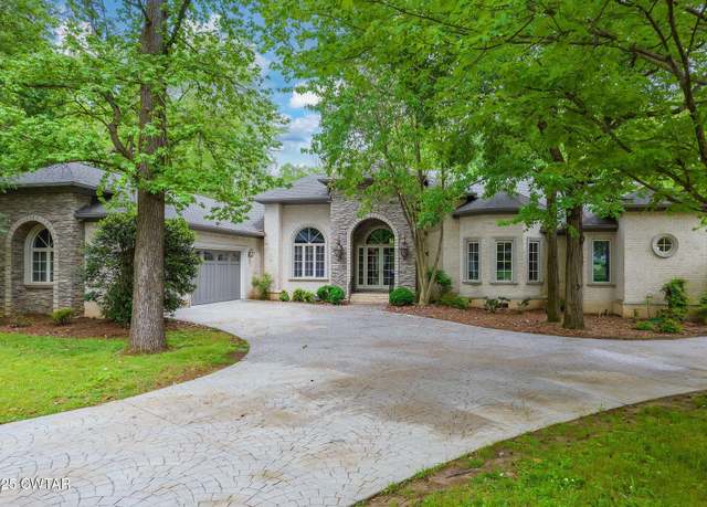 Property at 65 Barrett Pl, Jackson, TN 38305, 5 beds, 5 baths
