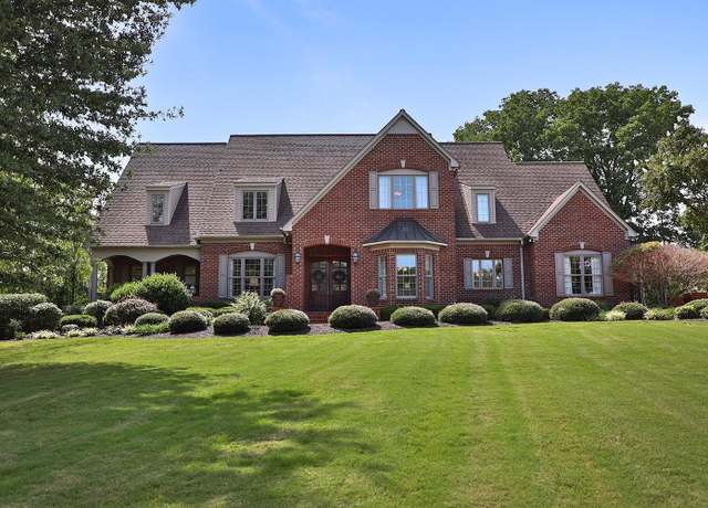 Property at 108 Southfield Cv, Martin, TN 38237, 5 beds, 4.5 baths