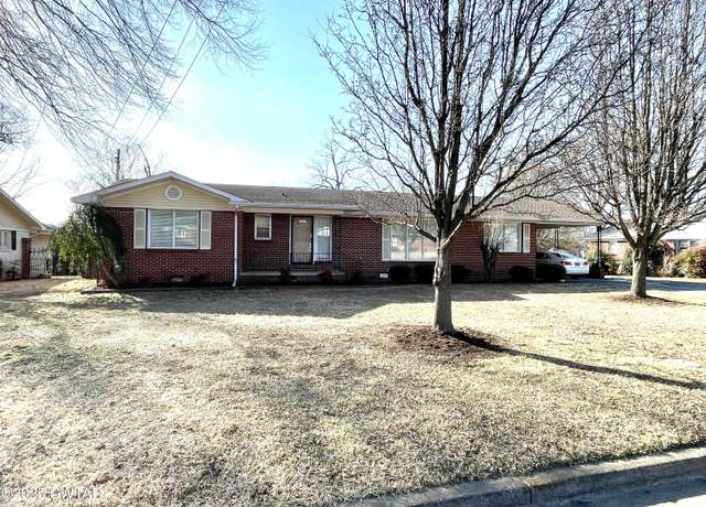 Property at 1306 Harbert Ave, Trenton, TN 38382, 3 beds, 2 baths