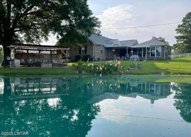 Property at 2009 S College St, Trenton, TN 38382, 3 beds, 2 baths