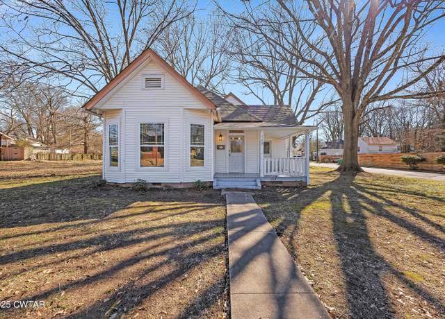 Property at 168 Arlington Ave, Jackson, TN 38301, 3 beds, 2 baths