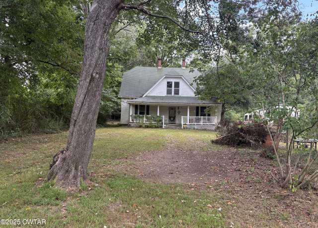 Property at 124 John Williams Rd, Jackson, TN 38301, 3 beds, 2 baths