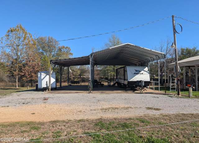 Property at 260 Peavy Cv, Decaturville, TN 38329