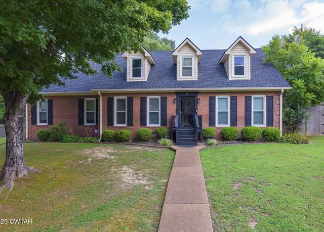 Property at 8 Calumet Dr, Jackson, TN 38305, 4 beds, 3.5 baths