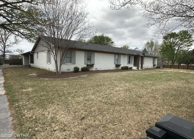 Property at 1200 Colonial St, Union City, TN 38261, 4 beds, 3 baths