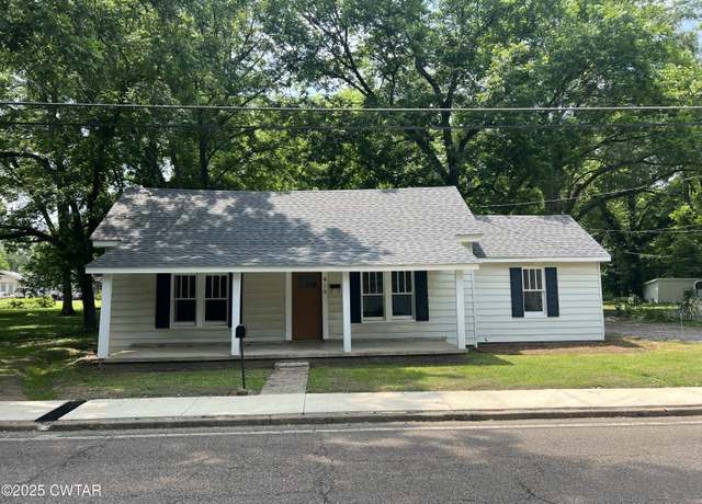 Property at 419 White Ave, Henderson, TN 38340, 2 beds, 2 baths