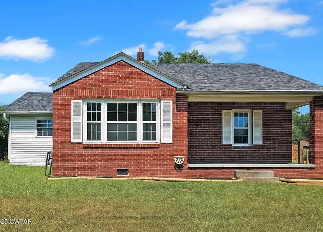 Property at 505 Natchez Trace Dr, Lexington, TN 38351, 3 beds, 2 baths