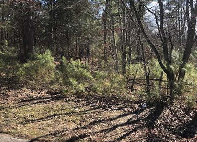 Property at 413 Concord Cades Rd, Trenton, TN 38382