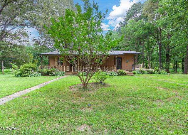 Property at 566 Simpson Rd, Dyersburg, TN 38024, 3 beds, 2 baths