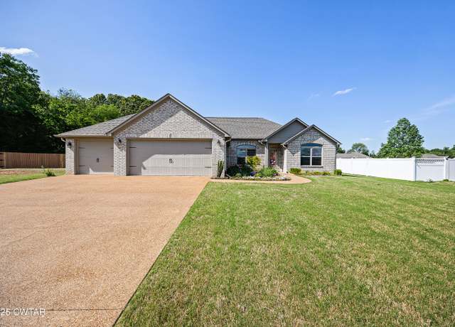 Property at 33 Wilderness Cv, Jackson, TN 38305, 3 beds, 2 baths