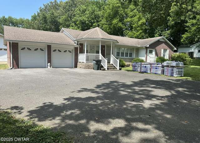 Property at 2710 Lynn St, Union City, TN 38261, 4 beds, 2.5 baths