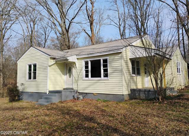 Property at 17295 Us-412, Lexington, TN 38351, 3 beds, 1 bath