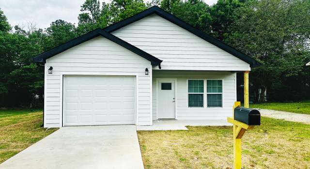 Photo of 122 Walsh St, Jackson, TN 38301
