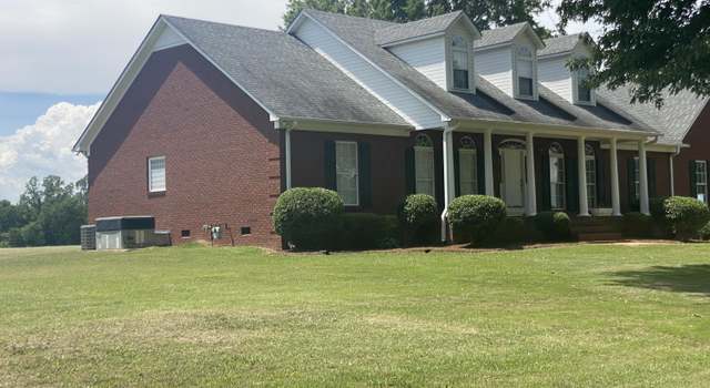 Photo of 465 Garland Rd, Henderson, TN 38340
