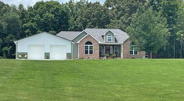 Photo of 403 South Point Dr, Camden, TN 38320
