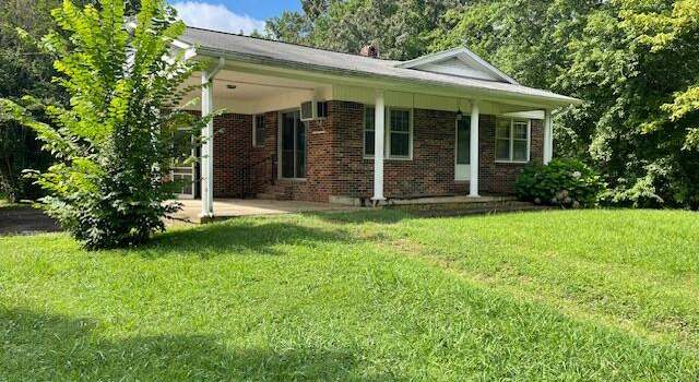 Photo of 335 Bakers Chapel Church Rd, Big Sandy, TN 38221