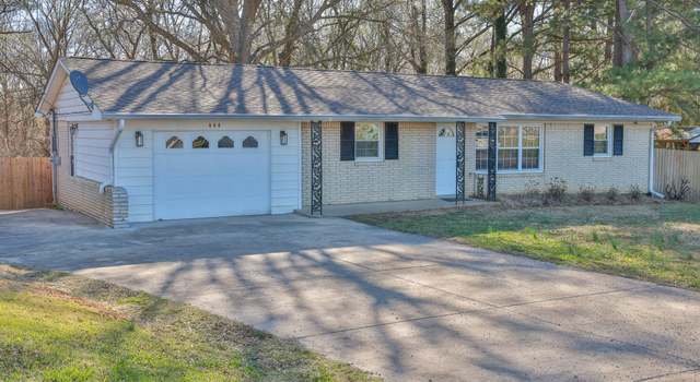 Photo of 444 N Durham Ave, Sharon, TN 38255