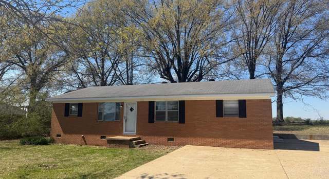 Photo of 202 Hillcrest St, Maury City, TN 38001