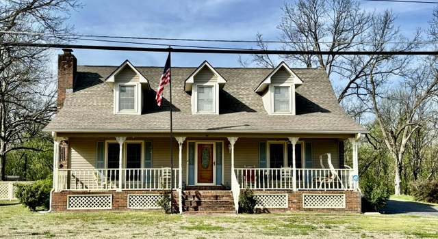 Photo of 44 Walnut St, Friendship, TN 38034