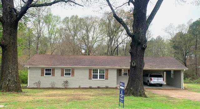 Photo of 247 Fairview Dr, Humboldt, TN 38343