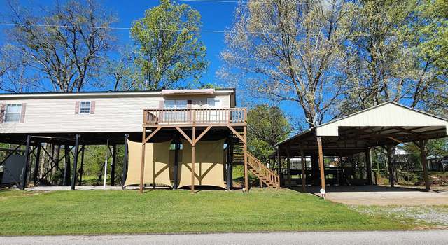 Photo of 407 Pevahouse Camp Cir, Decaturville, TN 38329