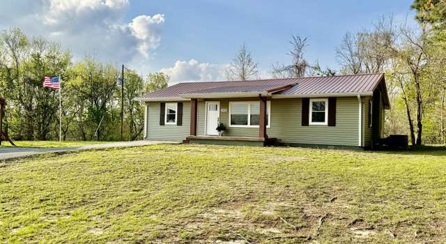 Photo of 1432 Ella Groom Rd, Troy, TN 38260