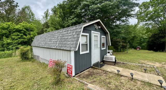 Photo of 250 Cedar Trails Ln, Jacks Creek, TN 38347