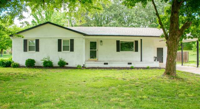 Photo of 613 Scenic Hills Dr, Newbern, TN 38059