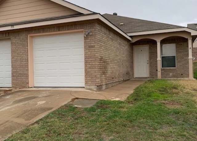 Property at 705B Claremont Pkwy, Marble Falls, TX 78654, 3 beds, 2 baths