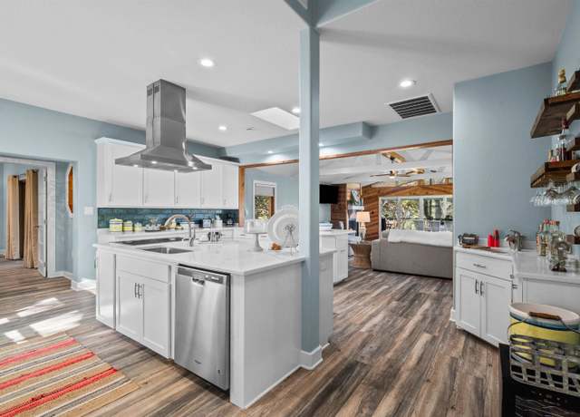 Property at 613 Sandy Mountain Dr, Sunrise Beach, TX 78653, 4 beds, 3 baths