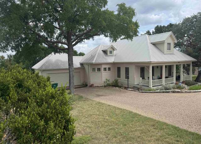 Property at 407 Crestview Dr, Marble Falls, TX 78654, 3 beds, 2 baths