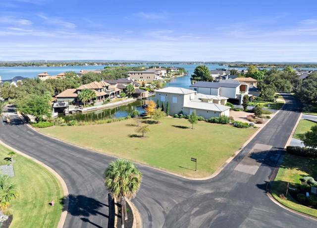 Property at 200 Wennmohs Pl, Horseshoe Bay, TX 78657
