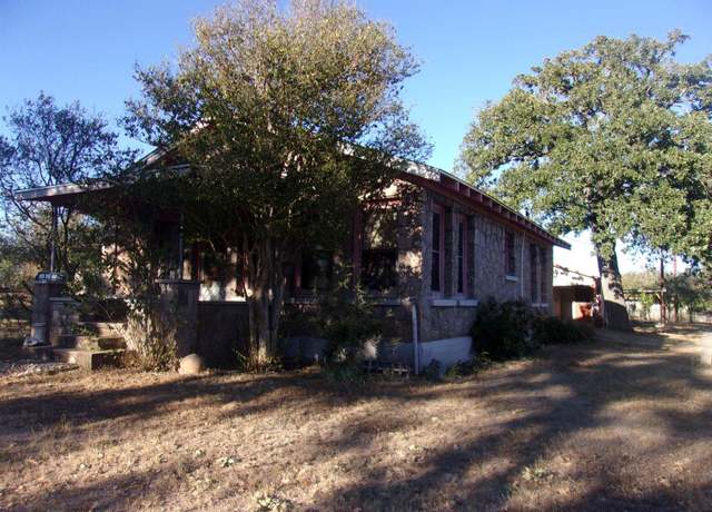 Property at 1176 Hwy 261, Buchanan Dam, TX 78609, 2 beds, 1 bath