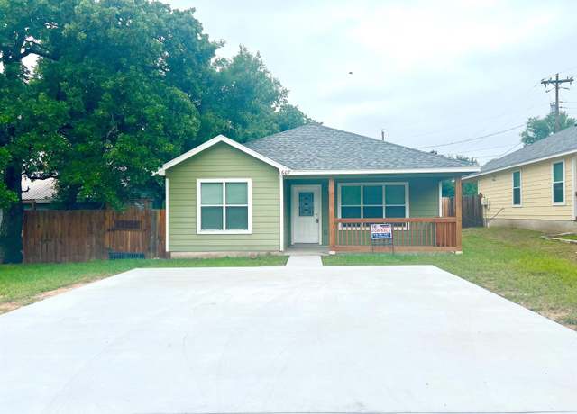 Property at 1607 Navajo Trl, Kingsland, TX 78639, 3 beds, 2 baths