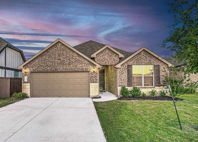 Property at 149 Slenderleaf Dr, Marble Falls, TX 78654, 4 beds, 2 baths