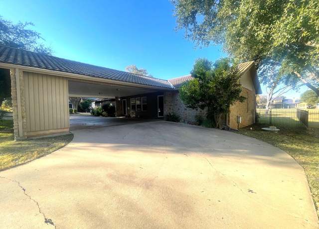 Property at 505 Silver Spur, Horseshoe Bay, TX 78657, 4 beds, 3 baths