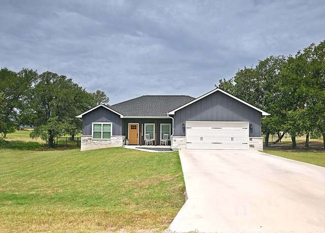 Property at 367 Chesterfield Dr, Kingsland, TX 78639, 3 beds, 2 baths